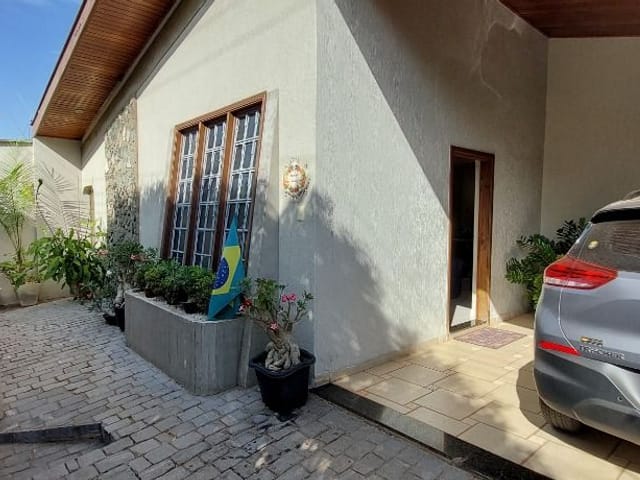Casa com 447m² 4 quartos e 4 banheiros, à venda, no bairro Vila Germano em Birigüi