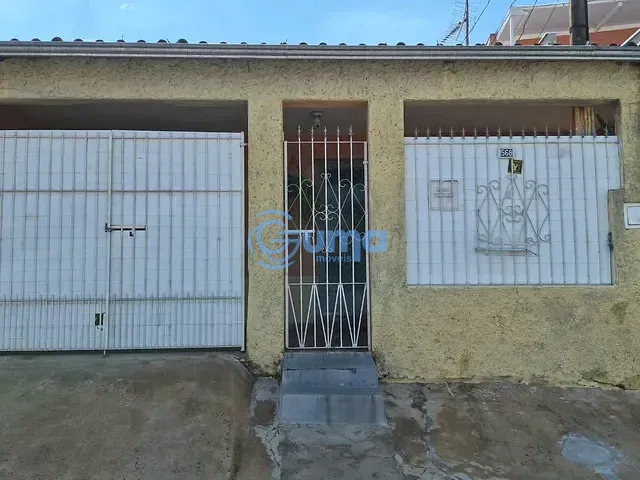 Casa com 136m² 2 quartos e 2 banheiros, à venda, no bairro Jardins em Bragança Paulista