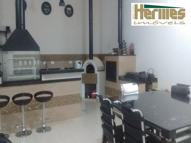 Casa, 3 quartos, 200 m² - Foto 35