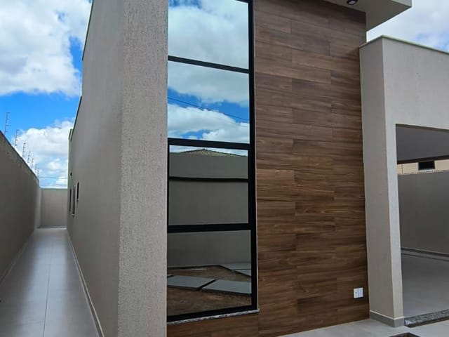 Foto do Casa - Casa no Bairro Candeias com 3 Suítes e 170mts de área construída | Locar Imóvel