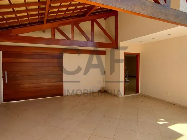 Casa com 360m² 3 quartos e 4 banheiros, à venda, no bairro Centro em Jaguariúna