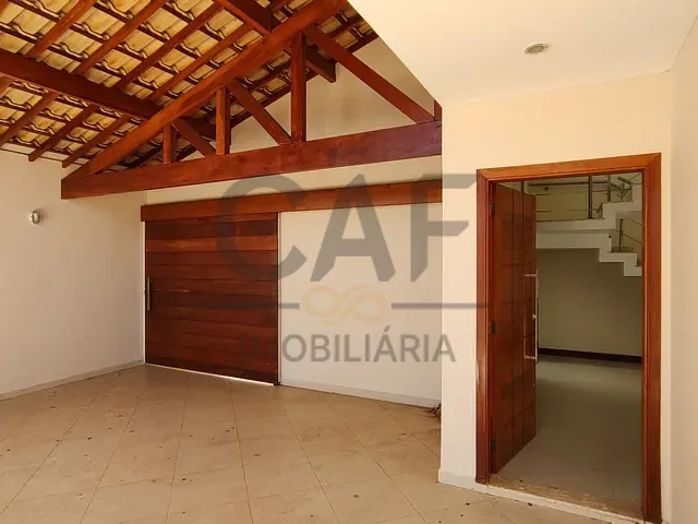 Casa com 360m² 3 quartos e 4 banheiros, à venda, no bairro Centro em Jaguariúna
