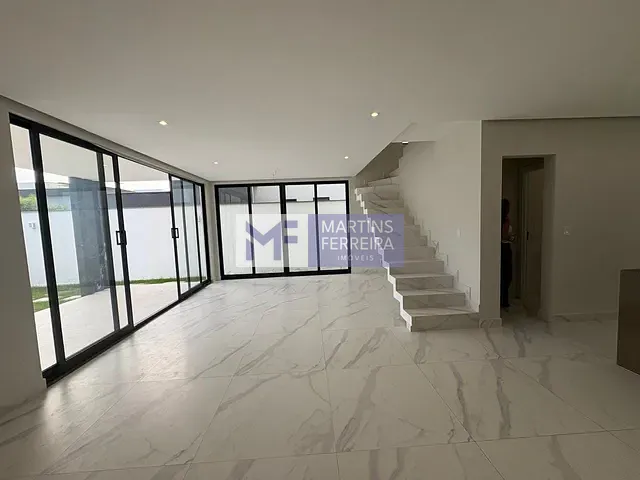 Casa com 214m² 4 quartos e 5 banheiros, para alugar, no bairro Vargem Pequena em Rio de Janeiro