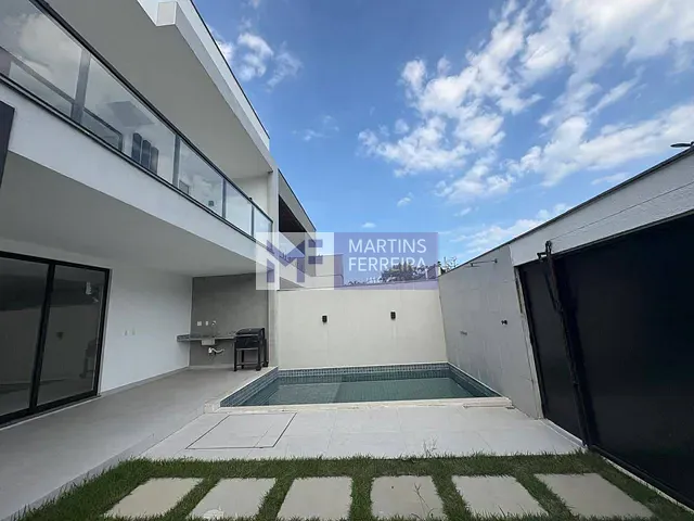 Casa com 214m² 4 quartos e 5 banheiros, para alugar, no bairro Vargem Pequena em Rio de Janeiro