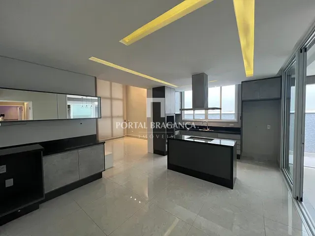Casa com 306m² 2 quartos e 4 banheiros, à venda, no bairro Residencial San Vitale em Bragança Paulista