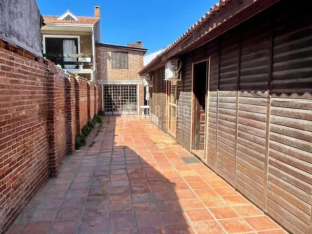 Casa 3 quartos e 3 banheiros, à venda, no bairro Laranjal em Pelotas