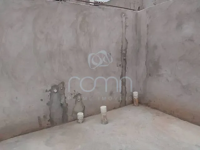 Casa 2 quartos e 1 banheiro, à venda, no bairro Parque dos Passaros em Bady Bassitt