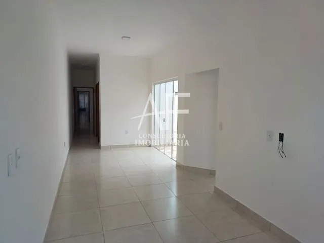 Casa com 125m² 2 quartos e 2 banheiros, à venda, no bairro Residencial Estoril em Taubaté
