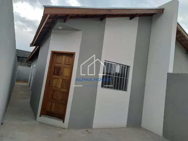 Casa com 125m² 2 quartos e 1 banheiro, à venda, no bairro Conjunto Residencial Araretama em Pindamonhangaba