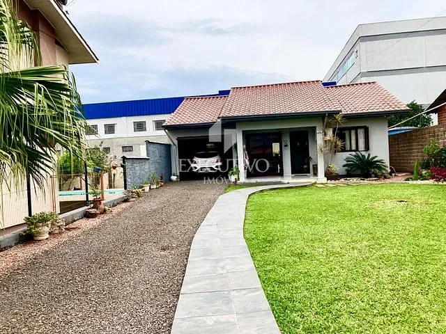 Casa com 432m² 2 quartos e 1 banheiro, à venda, no bairro Bairro Aimoré em Arroio do Meio