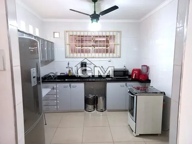 Casa com 350m² 3 quartos e 2 banheiros, à venda, no bairro Jardim Novo Mundo em Ribeirão Preto