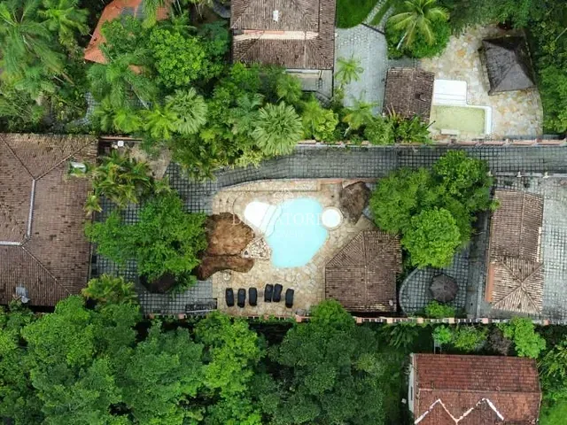 Casa com 2345m² 4 quartos e 8 banheiros, à venda, no bairro Serra em Teresópolis