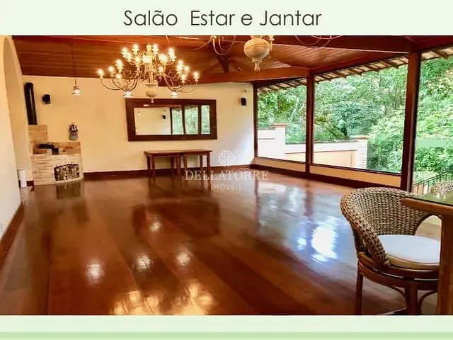 Casa com 2345m² 4 quartos e 8 banheiros, à venda, no bairro Serra em Teresópolis