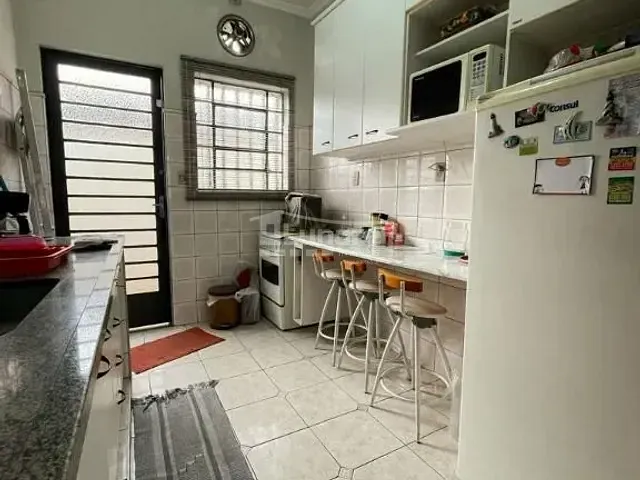 Casa com 265m² 4 quartos e 3 banheiros, à venda, no bairro Centro em Mogi das Cruzes