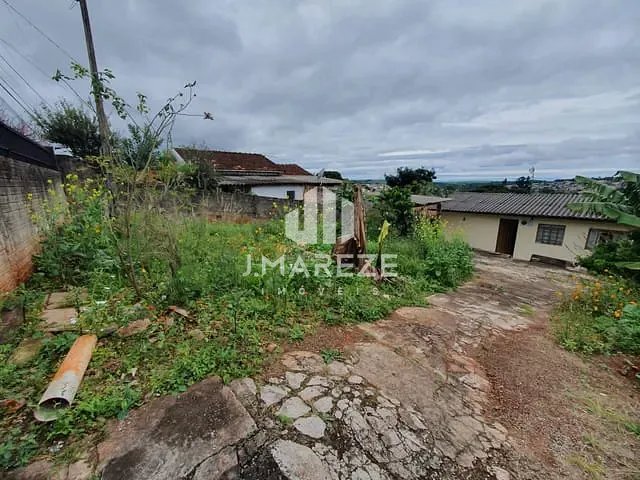Casa com 325m² 1 quarto e 1 banheiro, à venda, no bairro Jardim América em Apucarana