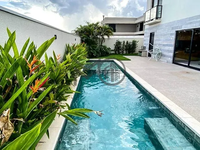 Casa com 490m² 3 quartos e 5 banheiros, à venda, no bairro Jardim Itália em Cuiabá