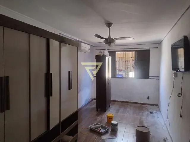 Casa com 250m² 4 quartos e 1 banheiro, à venda, no bairro Parque das Andorinhas em Ribeirão Preto