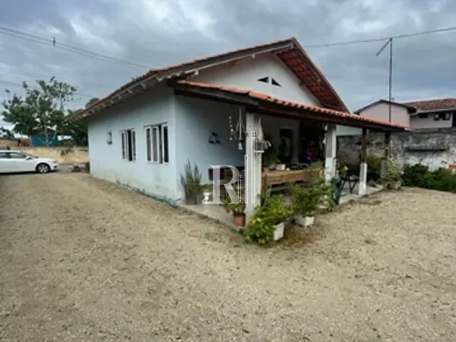 Casa 3 quartos e 1 banheiro, à venda, no bairro Joáia em Tijucas
