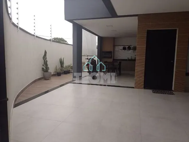 Casa com 168m² 2 quartos e 1 banheiro, à venda, no bairro Vila Areao em Taubaté