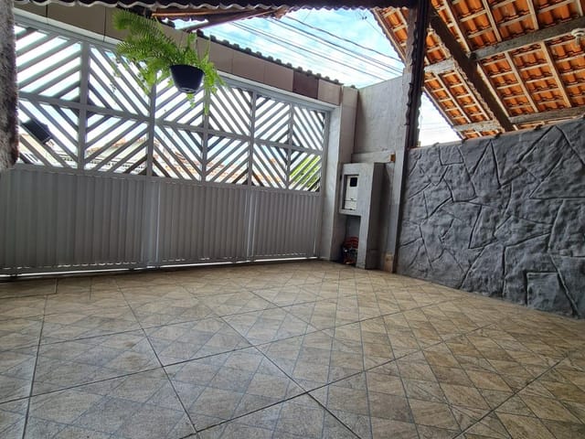 Foto do Casa - Casa geminada a venda próximo da praia no Maracanã! Praia Grande - SP. | Volpi Negócios Imobiliários