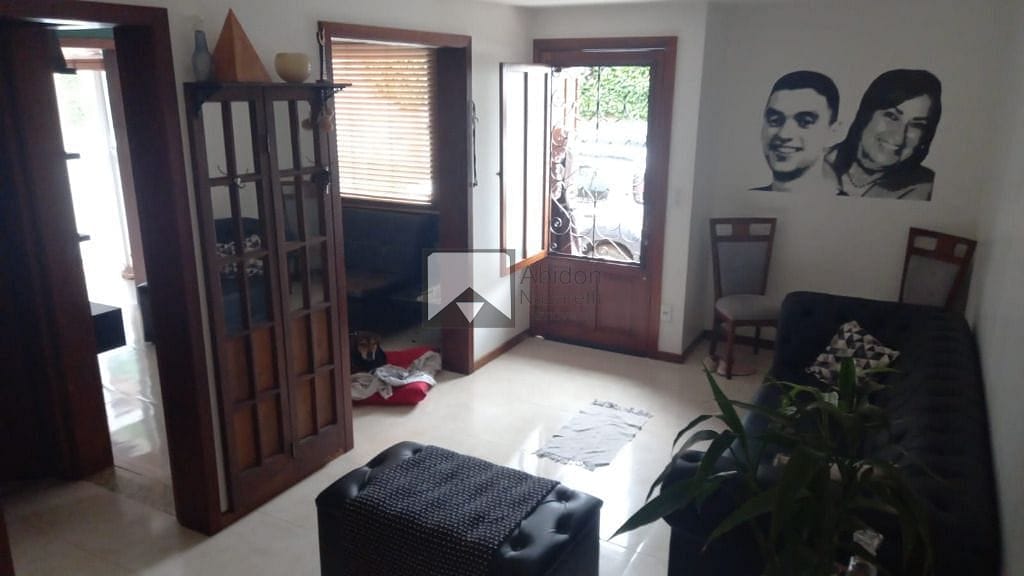 Casa à venda com 3 quartos, 110m² - Foto 5