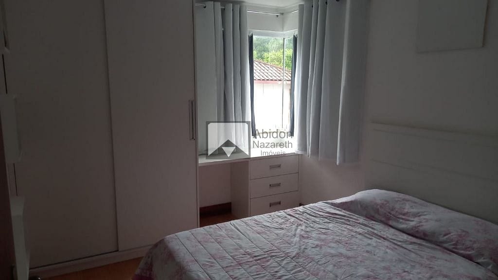 Casa à venda com 3 quartos, 110m² - Foto 11