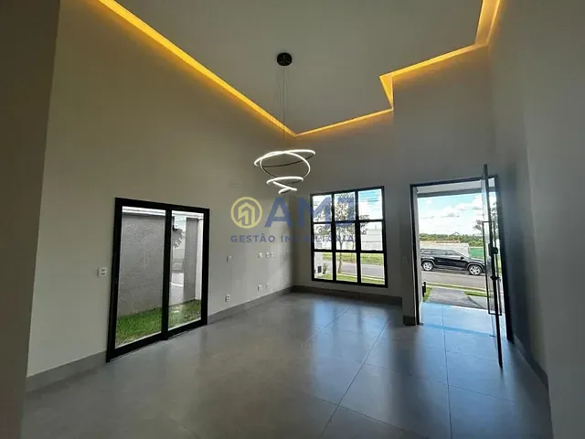 Casa com 360m² 3 quartos e 4 banheiros, à venda, no bairro Terras Alpha 1 em Senador Canedo