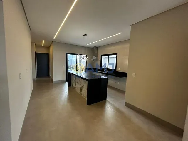 Casa com 360m² 3 quartos e 4 banheiros, à venda, no bairro Terras Alpha 1 em Senador Canedo