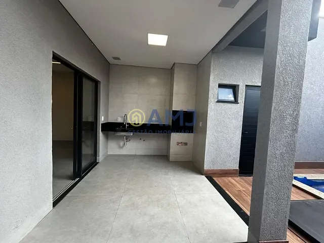 Casa com 360m² 3 quartos e 4 banheiros, à venda, no bairro Terras Alpha 1 em Senador Canedo
