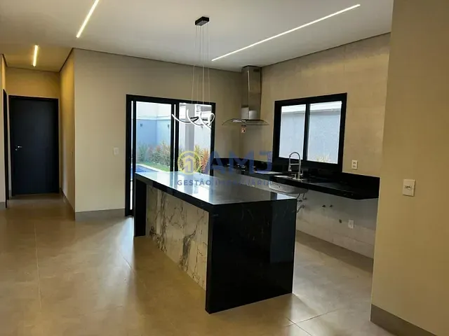 Casa com 360m² 3 quartos e 4 banheiros, à venda, no bairro Terras Alpha 1 em Senador Canedo