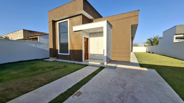 Casa com 500m² 3 quartos e 3 banheiros, à venda, no bairro Jardim Atlântico Leste (Itaipuaçu) em Maricá