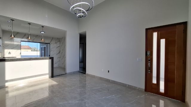 Casa com 500m² 3 quartos e 3 banheiros, à venda, no bairro Jardim Atlântico Leste (Itaipuaçu) em Maricá