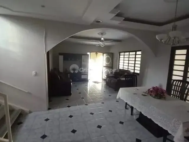 Casa 4 quartos e 3 banheiros, à venda, no bairro Ininga em Teresina