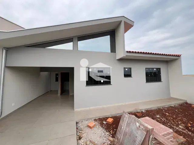 Casa com 152m² 3 quartos e 2 banheiros, à venda, no bairro Jardim Santa Monica em Rolândia
