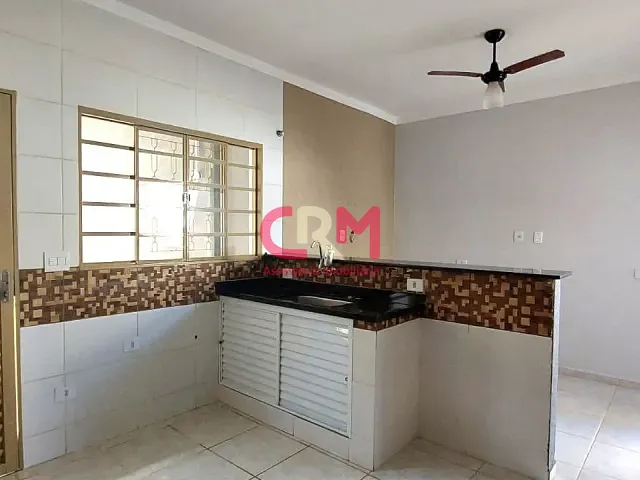 Casa 1 quarto e 1 banheiro, para alugar, no bairro Vale do Sol em Taquaritinga