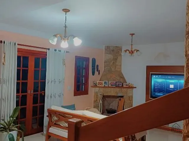 Casa 3 quartos e 2 banheiros, à venda, no bairro Chácara Recanto Verde em Cotia