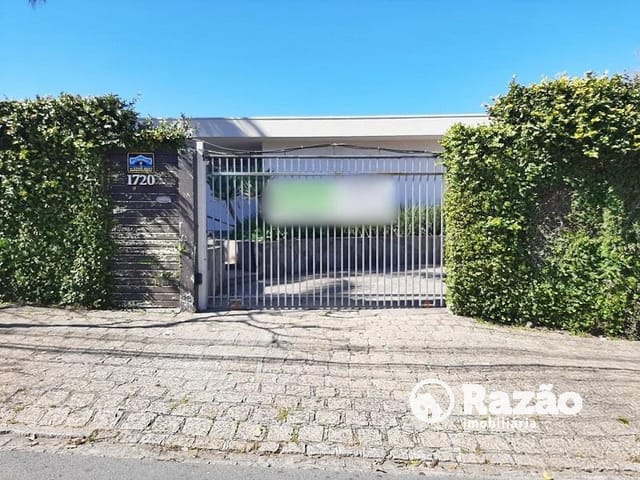Casa com 1178m², à venda, no bairro Bom Retiro em Curitiba