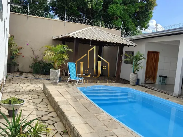 Casa com 400m² 6 quartos e 6 banheiros, à venda, no bairro Poção em Cuiabá