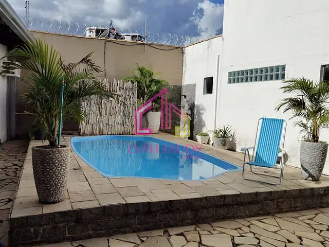 Casa com 400m² 6 quartos e 6 banheiros, à venda, no bairro Poção em Cuiabá