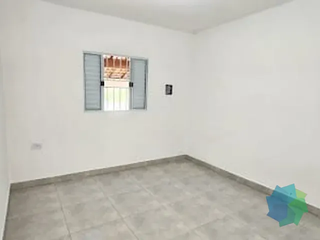 Casa com 125m² 2 quartos e 1 banheiro, à venda, no bairro Jardim Marília em Salto