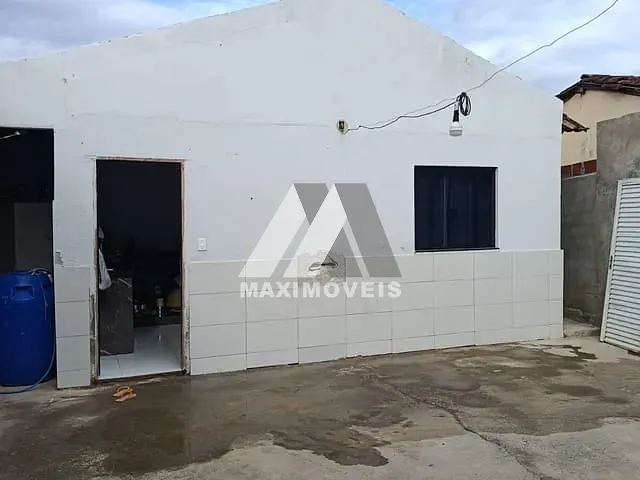 Casa com 229m² 2 quartos e 1 banheiro, à venda, no bairro Bela Vista em Araçuaí