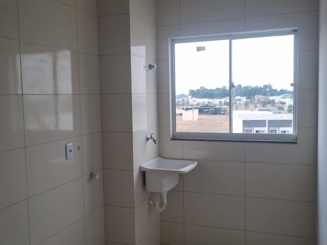 Casa com 55m² 2 quartos e 1 banheiro, à venda, no bairro Condomínio Santorini Residence em Sinop