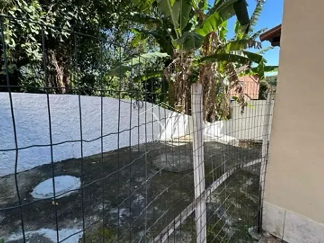 Casa 1 quarto e 1 banheiro, para alugar, no bairro Centro em Maricá