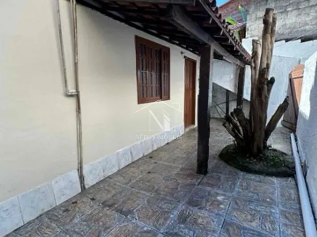 Casa 1 quarto e 1 banheiro, para alugar, no bairro Centro em Maricá