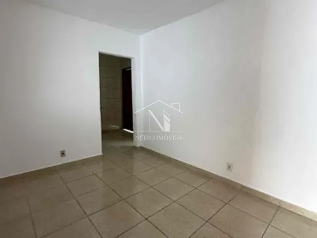 Casa 1 quarto e 1 banheiro, para alugar, no bairro Centro em Maricá