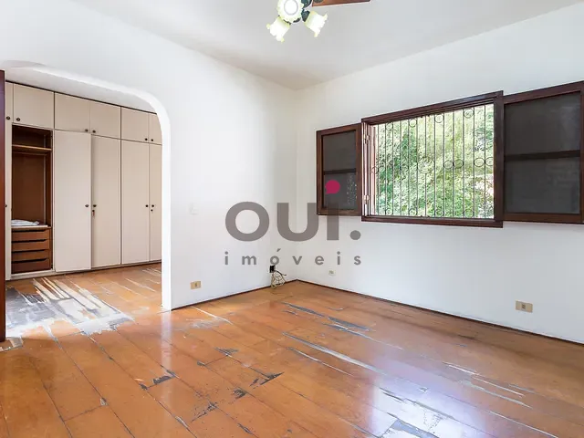 Casa 5 quartos e 3 banheiros, à venda, no bairro Morumbi em São Paulo