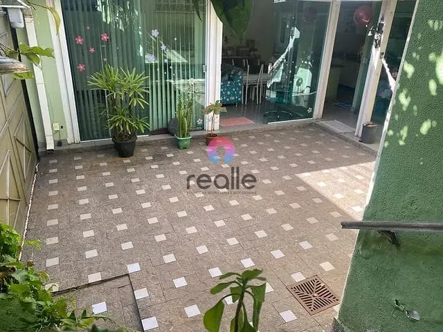Casa com 140m² 2 quartos e 2 banheiros, à venda, no bairro Carlos Prates em Belo Horizonte