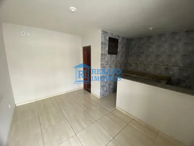 Casa 1 quarto e 1 banheiro, para alugar, no bairro Mumbuca em Maricá