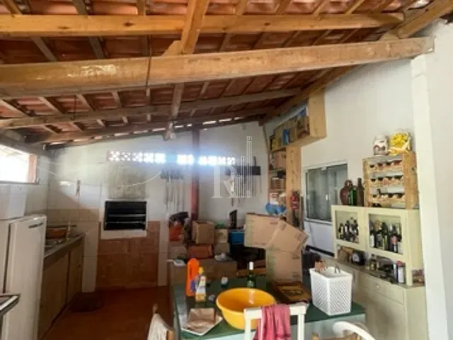 Casa 3 quartos e 2 banheiros, à venda ou para alugar, no bairro XV de Novembro em Tijucas