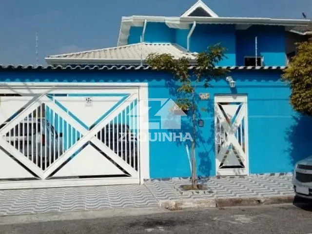 Casa com 370m² 3 quartos e 5 banheiros, à venda, no bairro City Bussocaba em Osasco